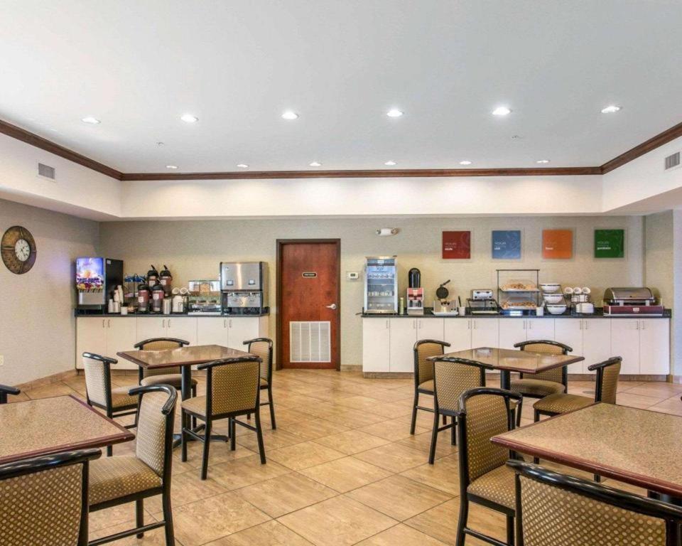 מדיסונוויל Comfort Inn & Suites מראה חיצוני תמונה